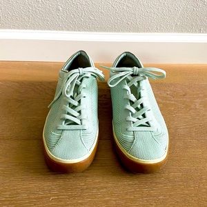 ROTHY'S SNEAKER IN SPEARMINT GREEN (Washable!)